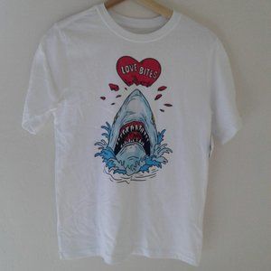 Love Bites Graphic Tee XXL